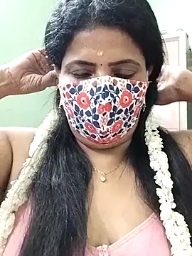 Snapshot of abinaya26 chatting on 13, 4, 2026 abinaya26 online show from 13, 4, 2026