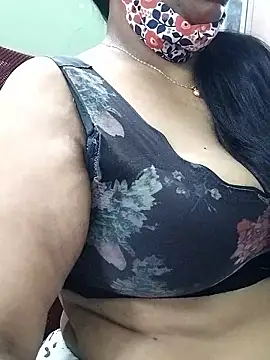 Snapshot of abinaya26 chatting on 21, 4, 2026 abinaya26 online show from 21, 4, 2026