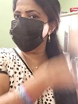 Snapshot of abinaya26 chatting on 26, 4, 2026 abinaya26 online show from 26, 4, 2026