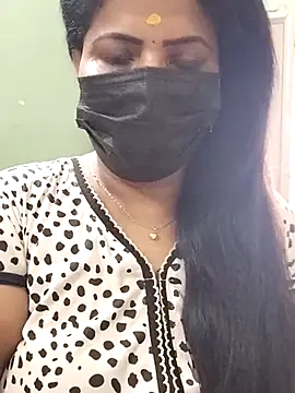 Snapshot of abinaya26 chatting on 28, 4, 2026 abinaya26 online show from 28, 4, 2026