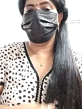 Snapshot of abinaya26 chatting on 21, 5, 2026 abinaya26 online show from 21, 5, 2026