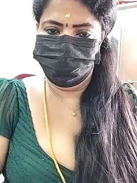 Snapshot of abinaya26 chatting on 26, 5, 2026 abinaya26 online show from 26, 5, 2026