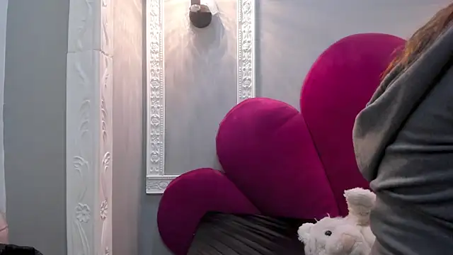 Bonniie 22 online show from 4, 3, 2026