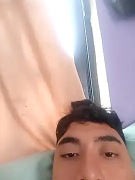 crisssalazar online show from 13, 3, 2025