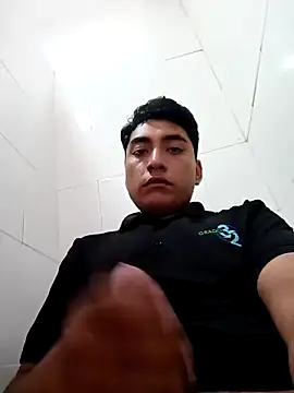 crisssalazar online show from 20, 4, 2026