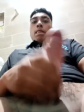 crisssalazar online show from 21, 4, 2026