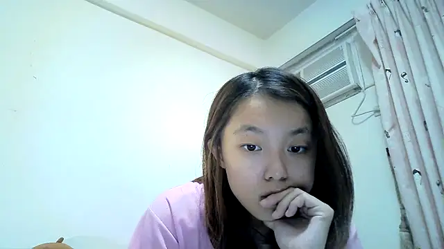 ladypaggy online show from 4, 3, 2025