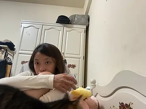 ladypaggy online show from 8, 3, 2025