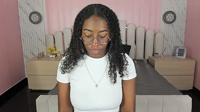 Qeen blackk online show from 14, 1, 2026