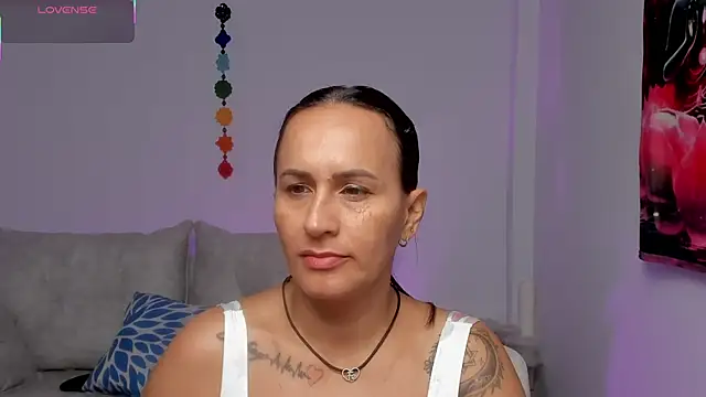 Snapshot of Sara_Charmy chatting on 1, 5, 2026 Sara Charmy online show from 1, 5, 2026