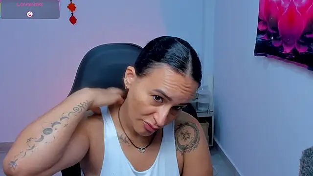 Snapshot of Sara_Charmy chatting on 15, 5, 2026 Sara Charmy online show from 15, 5, 2026