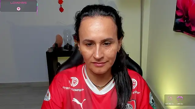 Snapshot of Sara_Charmy chatting on 30, 5, 2026 Sara Charmy online show from 30, 5, 2026