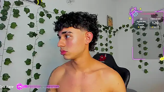 Snapshot of Noah_milleer chatting on 25, 9, 2025 Noah milleer online show from 25, 9, 2025
