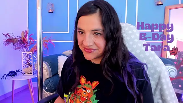 TaraTaylorr online show from 10, 5, 2026