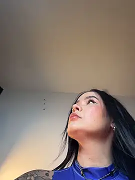 HotAlana  online show from 11, 2, 2026