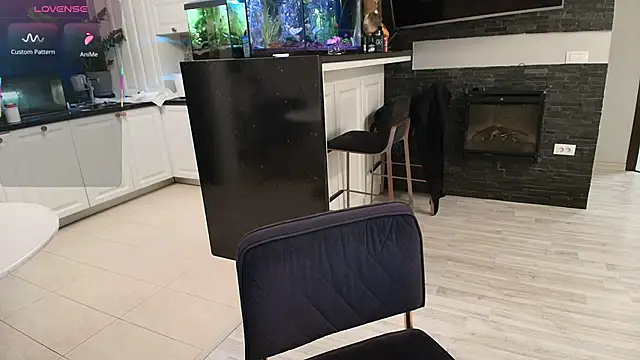 Layla- online show from 19, 11, 2025