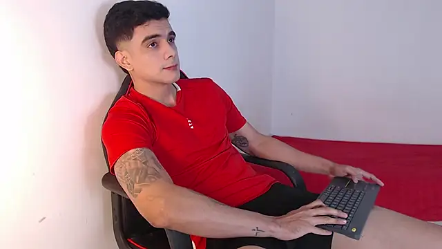 adam levis17 online show from 28, 9, 2025