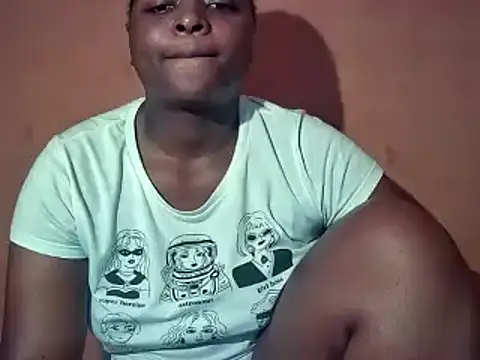 sexyhips2001 online show from 11, 2, 2026