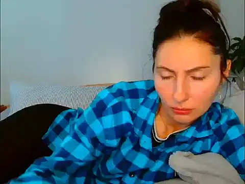 Irina9793 online show from 2, 4, 2026