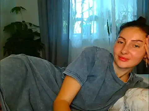 Snapshot of Irina9793 chatting on 21, 5, 2026 Irina9793 online show from 21, 5, 2026