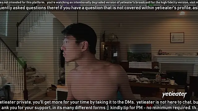 Snapshot of yetieater chatting on 18, 12, 2024 yetieater online show from 18, 12, 2024