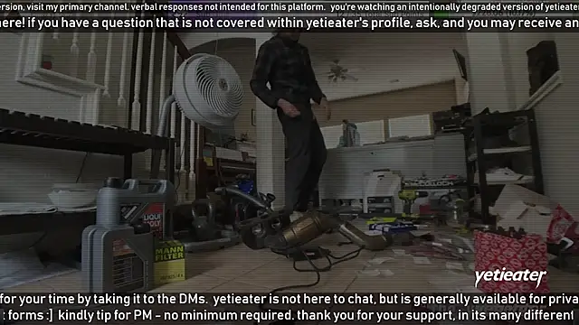 Snapshot of yetieater chatting on 15, 1, 2025 yetieater online show from 15, 1, 2025