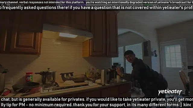 Snapshot of yetieater chatting on 17, 1, 2025 yetieater online show from 17, 1, 2025