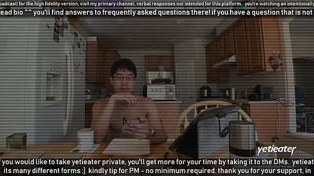 Snapshot of yetieater chatting on 7, 2, 2025 yetieater online show from 7, 2, 2025