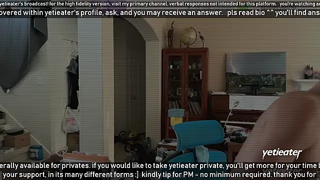 Snapshot of yetieater chatting on 15, 2, 2025 yetieater online show from 15, 2, 2025