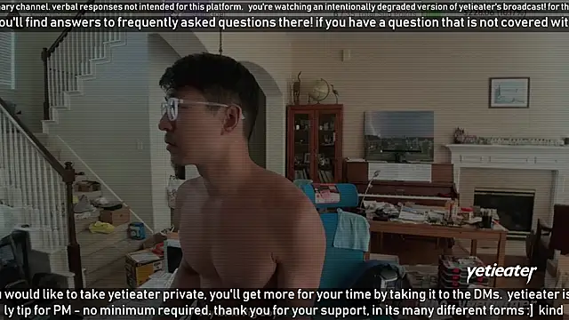 Snapshot of yetieater chatting on 10, 3, 2025 yetieater online show from 10, 3, 2025