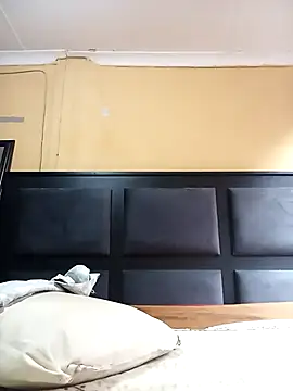 JuicyMilkyTizzy online show from 28, 2, 2026