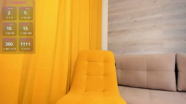 Snapshot of IreneHabibi chatting on 17, 12, 2025 IreneHabibi online show from 17, 12, 2025