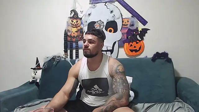 Tiberius hunk online show from 7, 11, 2025