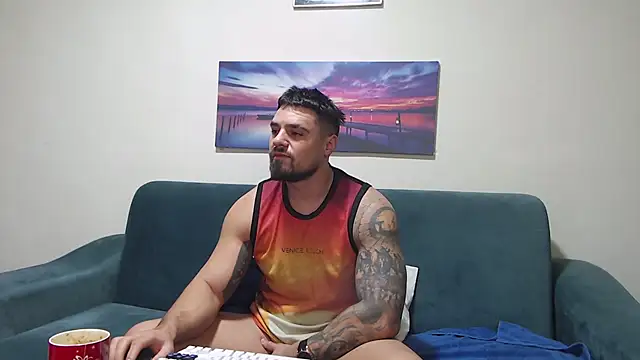 Tiberius hunk online show from 2, 12, 2025