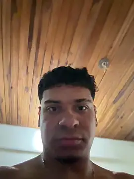 Snapshot of Batman04 chatting on 13, 4, 2026 Batman04 online show from 13, 4, 2026