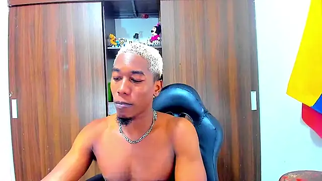 Snapshot of Dreamastercum_ chatting on 15, 1, 2026 Dreamastercum online show from 15, 1, 2026