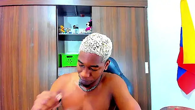 Snapshot of Dreamastercum_ chatting on 19, 1, 2026 Dreamastercum online show from 19, 1, 2026