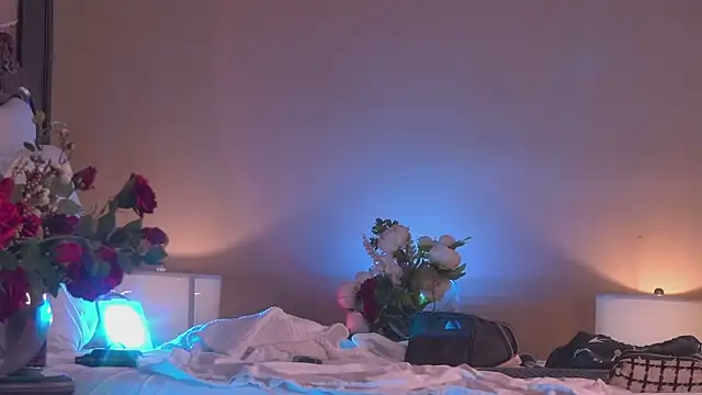 Amanda River online show from 31, 10, 2025