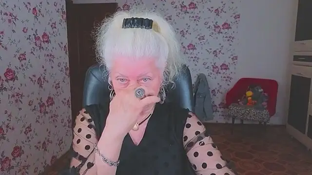 Snapshot of Maya_Mayflower chatting on 1, 6, 2026 Maya Mayflower online show from 1, 6, 2026