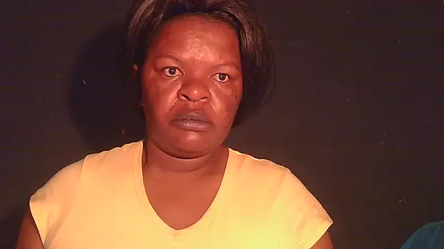 Snapshot of ebony_rose11 chatting on 14, 5, 2026 ebony rose11 online show from 14, 5, 2026