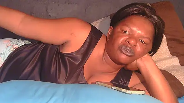 Snapshot of ebony_rose11 chatting on 23, 5, 2026 ebony rose11 online show from 23, 5, 2026