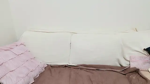 Snapshot of pppYukaqqq chatting on 17, 2, 2026 pppYukaqqq online show from 17, 2, 2026