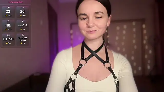 lanaloulou online show from 7, 11, 2025