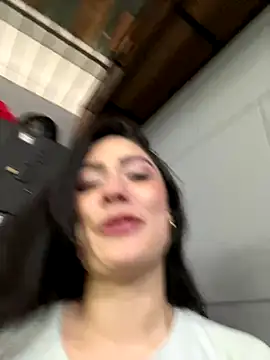 isabella winkler online show from 20, 12, 2025