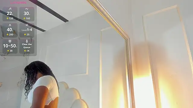 Candaceoweens online show from 3, 12, 2025