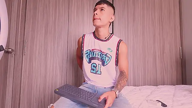 ErosKhaos online show from 14, 2, 2026