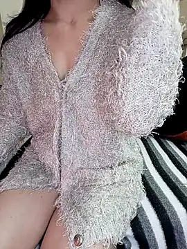 Cute-Zarina online show from 8, 1, 2026