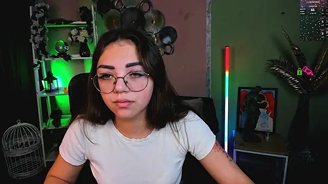 kiki swan online show from 3, 12, 2025