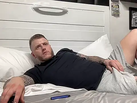 Snapshot of Thegreatwhitepipe chatting on 25, 9, 2025 Thegreatwhitepipe online show from 25, 9, 2025