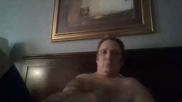 Snapshot of HunkofRock chatting on 9, 6, 2026 HunkofRock online show from 9, 6, 2026